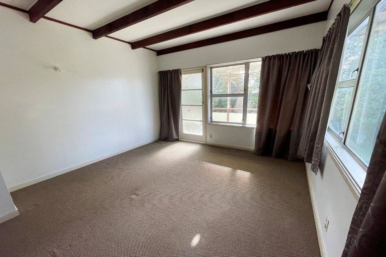 Photo of property in 60b Te Atatu Road, Te Atatu South, Auckland, 0610