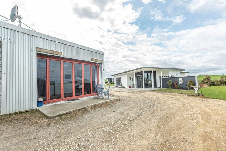 Photo of property in 122a No 2 Line, Okoia, Whanganui, 4572