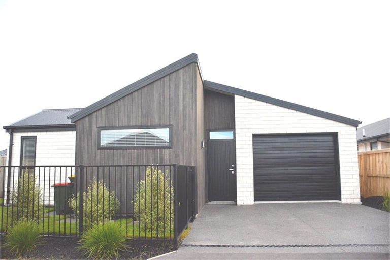 Photo of property in 21 Munro Lane, Rolleston, 7615