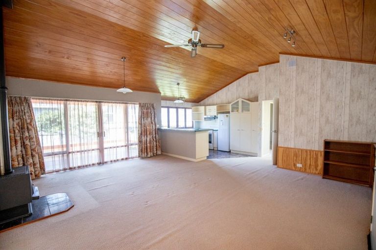 Photo of property in 50 Darlington Street, Ngatea, 3503