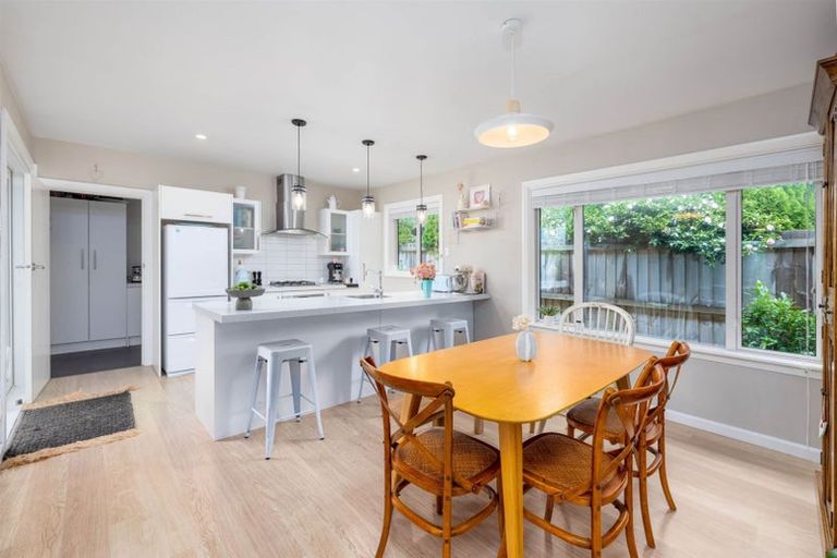 Photo of property in 112 Tomes Road, St Albans, Christchurch, 8052