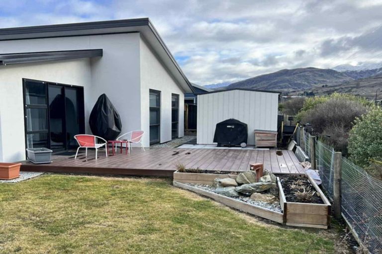 Photo of property in 41 Walton Way, Lower Shotover, Queenstown, 9304