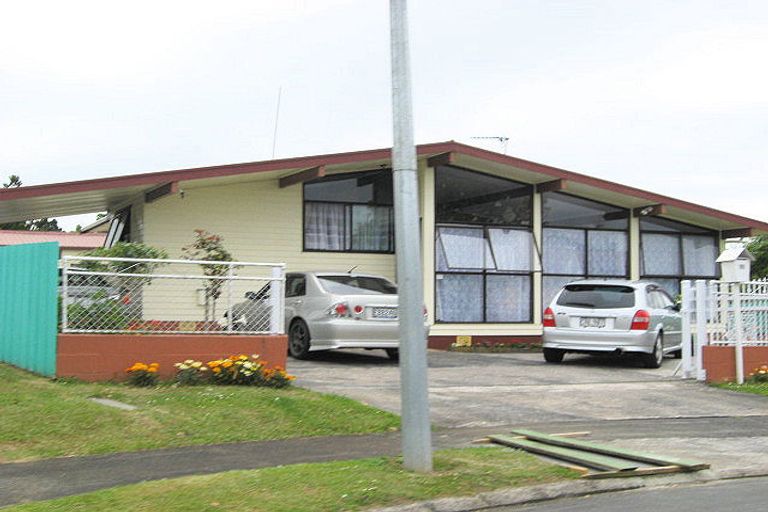 Photo of property in 10 Avro Place, Mangere, Auckland, 2022