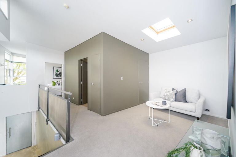 Photo of property in 4 Mere Mere Avenue, Palmerston North, 4414