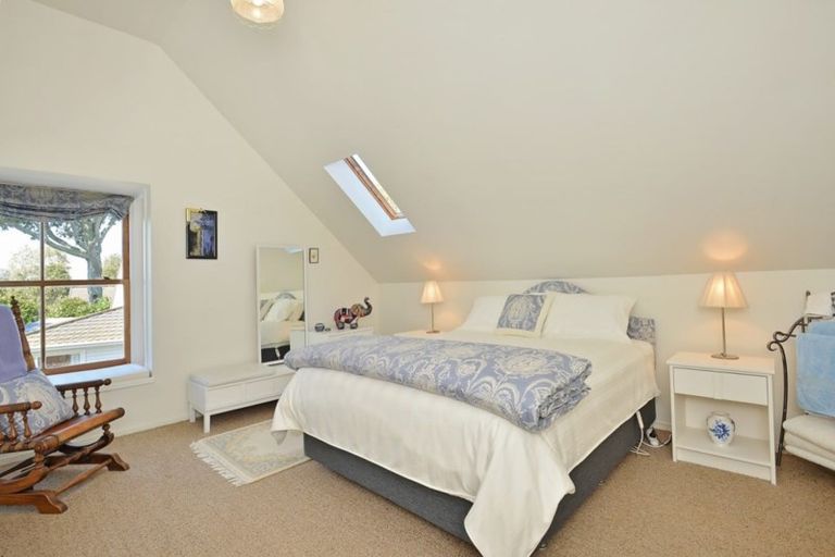 Photo of property in 15 Jellicoe Street, Greytown, 5712