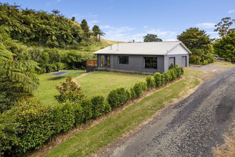 Photo of property in 77 Dorset Road, Hillsborough, New Plymouth, 4372