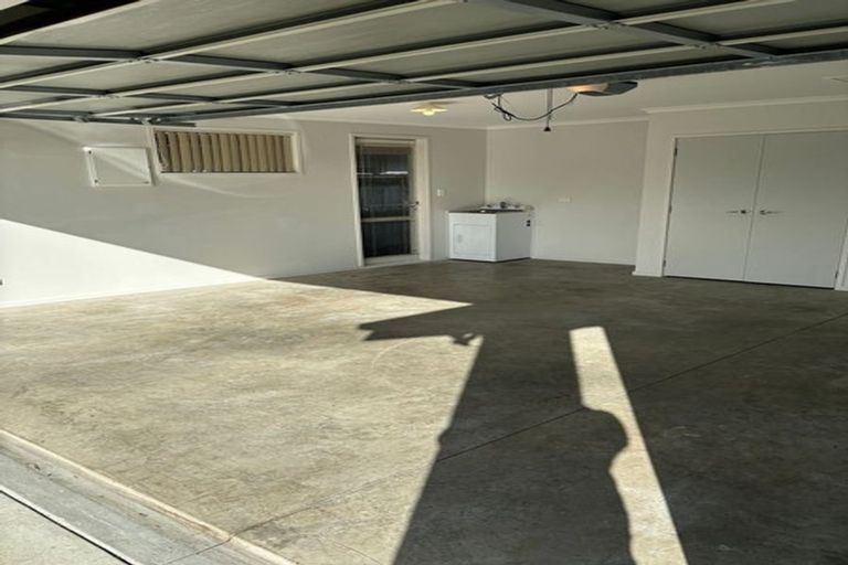 Photo of property in 70 Arion Road, Takanini, 2112