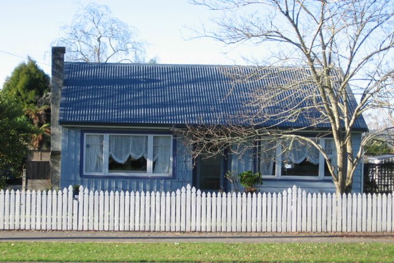 Photo of property in 40 Sandwich Road, St Andrews, Hamilton, 3200