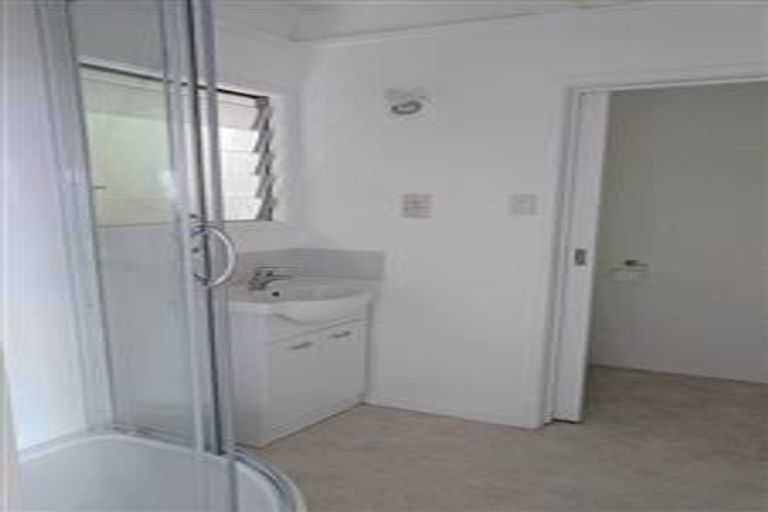 Photo of property in 280b Motutara Road, Muriwai, 0881