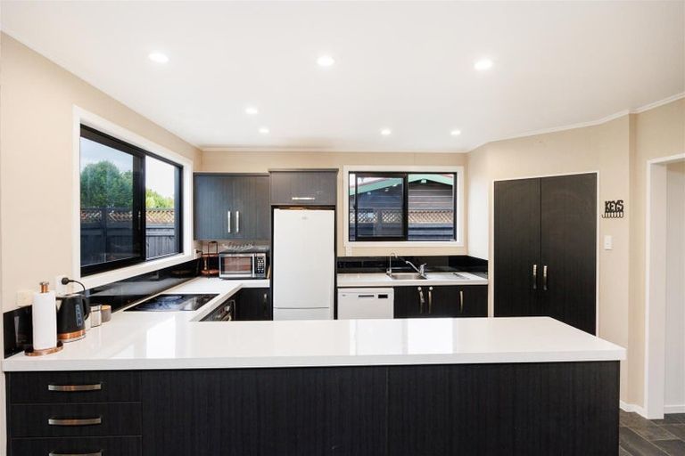 Photo of property in 36 Wanganui Road, Marton, 4710