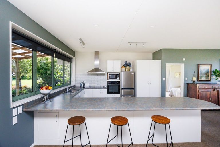 Photo of property in 25b Weka Street, Pohangina, Ashhurst, 4884