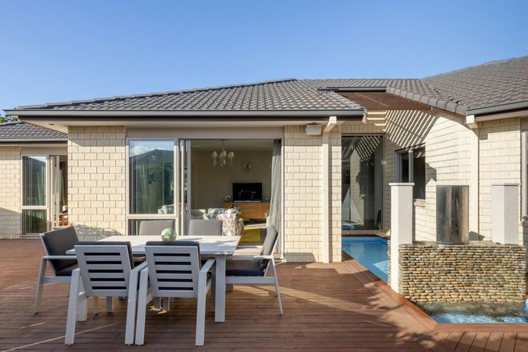 Photo of property in 92 Tuihana Drive, Papamoa Beach, Papamoa, 3118