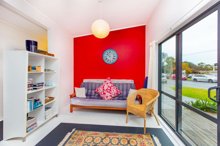 Photo of property in 30 Manukau Road, Raglan, 3225