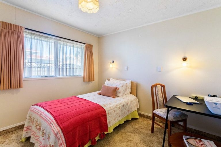 Photo of property in 214a Centreway Road, Orewa, 0931