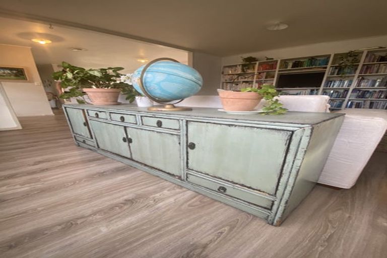 Photo of property in 10a Hatton Road, Orewa, 0931