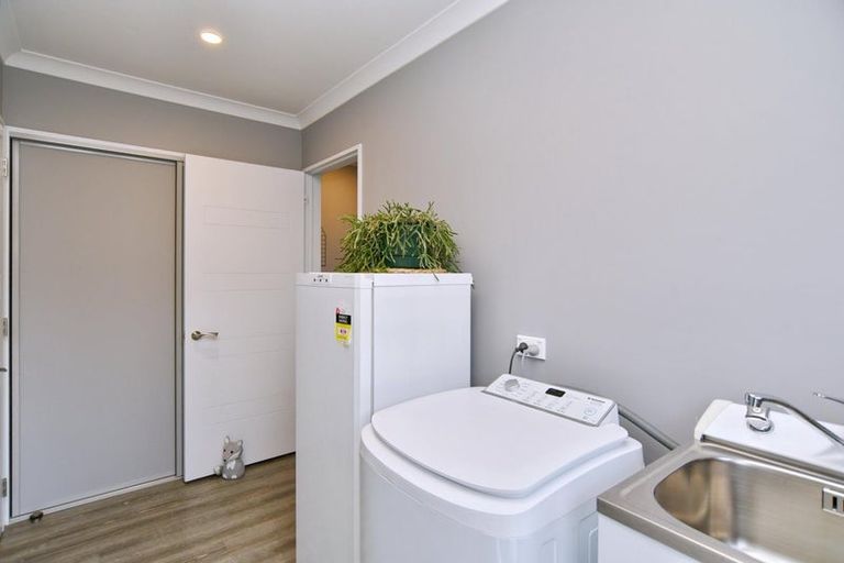 Photo of property in 11 Wearing Place, Kaiapoi, 7630