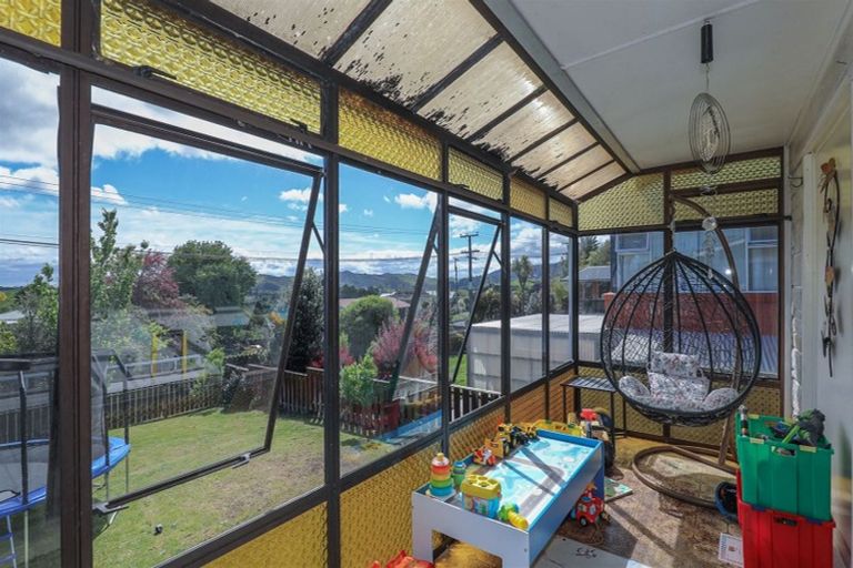 Photo of property in 8 Mcvie Road, Huntly, 3700