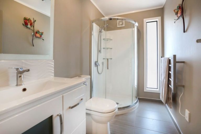 Photo of property in 9 Longitude Place, Whitby, Porirua, 5024