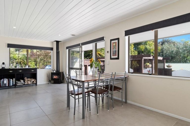 Photo of property in 52a Resolution Road, Welcome Bay, Tauranga, 3112