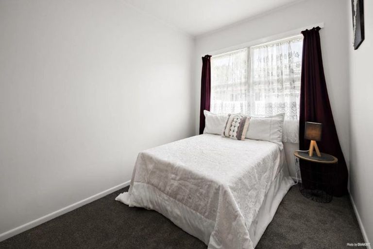 Photo of property in 2/129 Wallace Road, Papatoetoe, Auckland, 2025