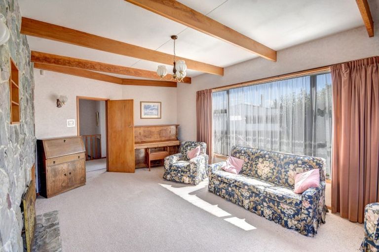 Photo of property in 20 Kinmont Crescent, Kinmont Park, Mosgiel, 9024