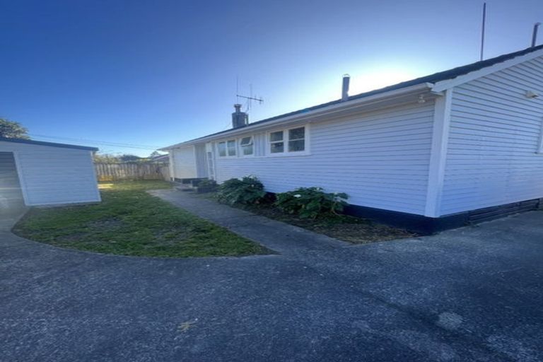 Photo of property in 1068 Heaphy Terrace, Fairfield, Hamilton, 3214