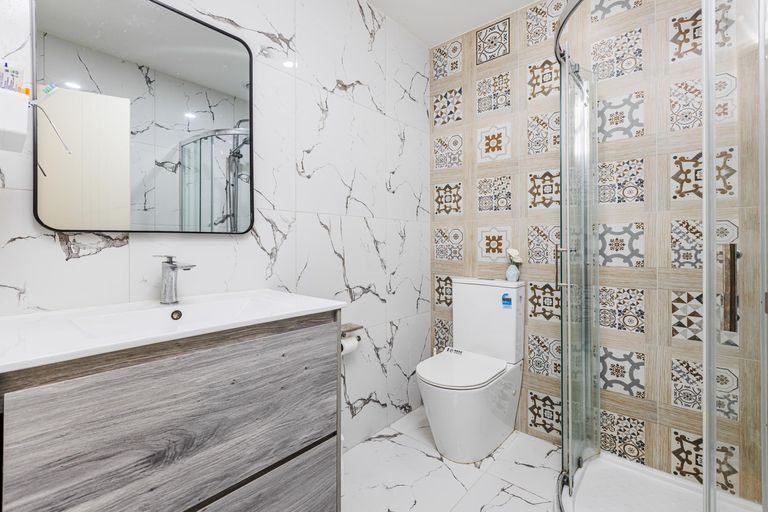 Photo of property in 4c Old Wairoa Road, Papakura, 2110