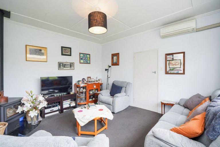 Photo of property in 87 Stobo Street, Grasmere, Invercargill, 9810