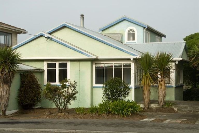 Photo of property in 257 Marine Parade, New Brighton, Christchurch, 8061