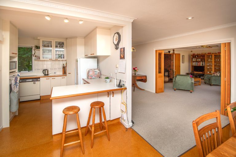 Photo of property in 17 Rountree Street, Upper Riccarton, Christchurch, 8041