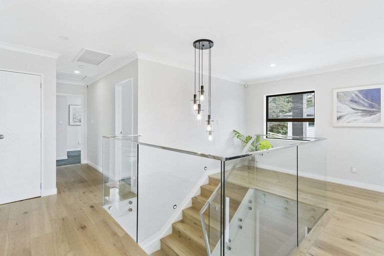 Photo of property in 48c Totara Road, Te Atatu Peninsula, Auckland, 0610