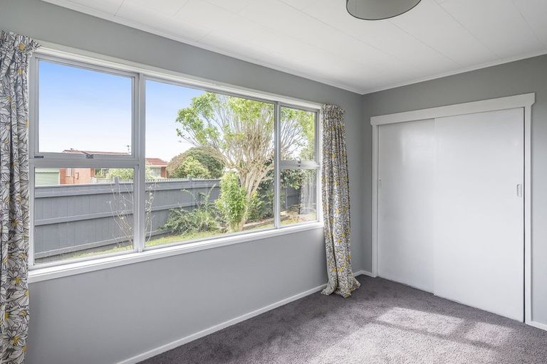 Photo of property in 32 Sylvan Avenue, Waikanae, 5036