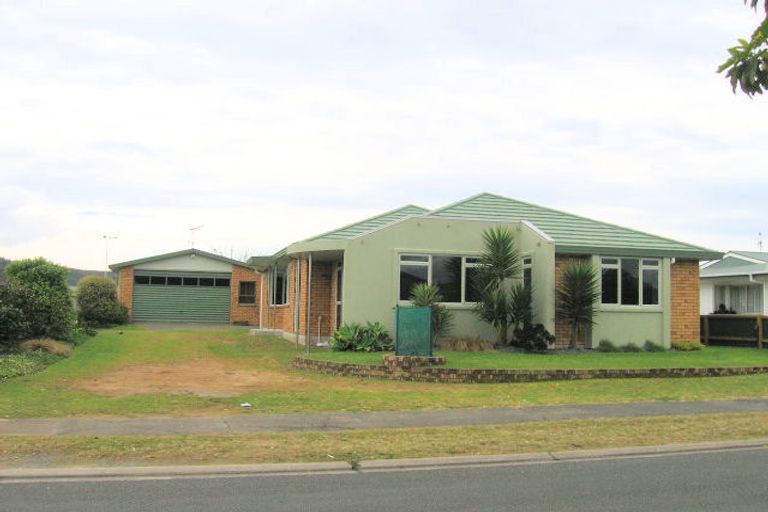 Photo of property in 224 Chartwell Avenue, Whangamata, 3620