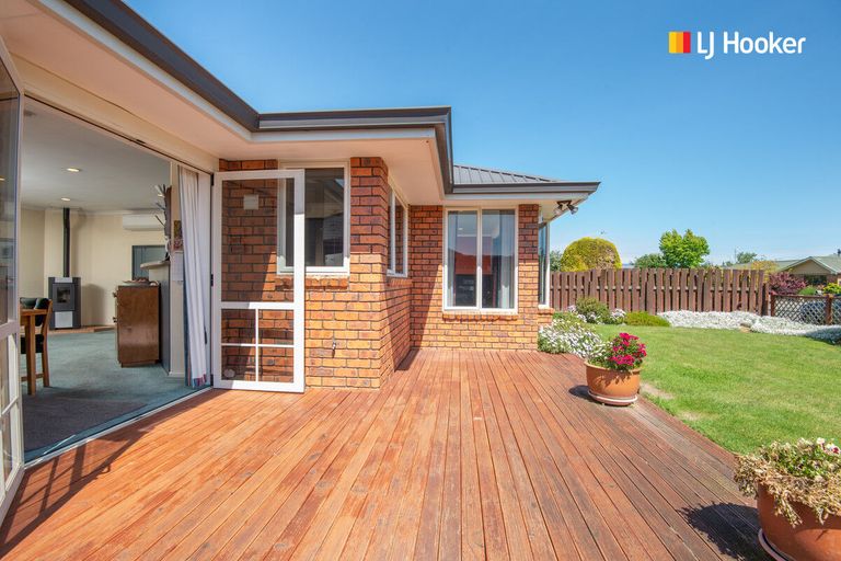 Photo of property in 12 Rowan Place, Mosgiel, 9024