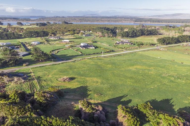 Photo of property in 350 Oreti Road, Otatara, Invercargill, 9879