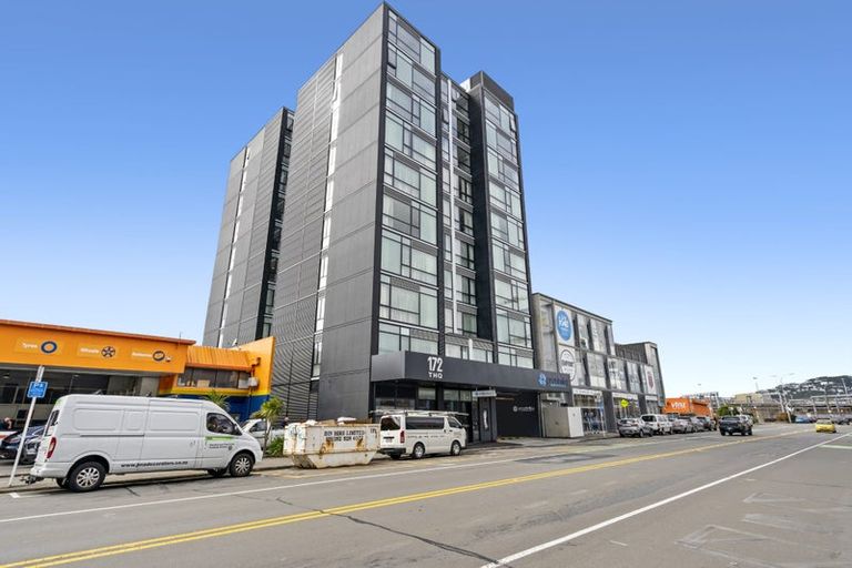 Photo of property in Proximity Apartment Hotel, 906/172 Thorndon Quay, Pipitea, Wellington, 6011