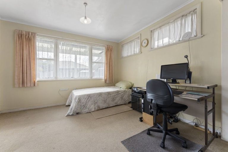 Photo of property in 8 Anglesey Place, Awapuni, Palmerston North, 4412
