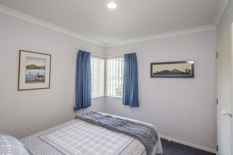 Photo of property in 38 Realm Drive, Paraparaumu, 5032