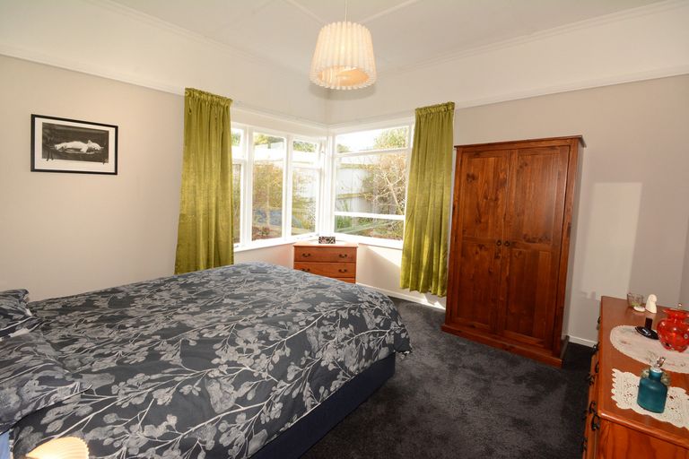 Photo of property in 24 Oakland Street, Andersons Bay, Dunedin, 9013