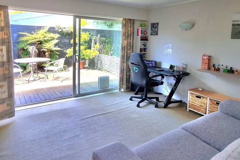Photo of property in 2/8 Greenpark Street, Hoon Hay, Christchurch, 8025