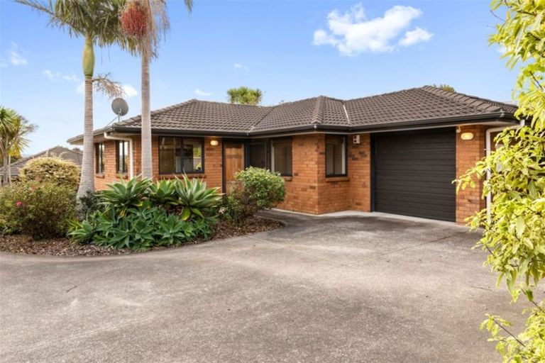 Photo of property in 24a Mcleod Road, Henderson, Auckland, 0612