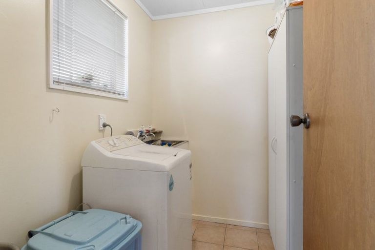 Photo of property in 31 Raukawa Street, Otaki, 5512