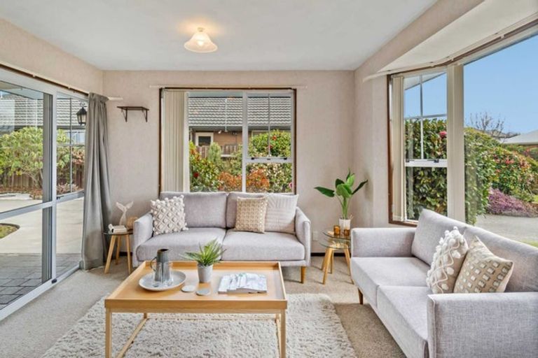 Photo of property in 74 Westlake Drive, Halswell, Christchurch, 8025