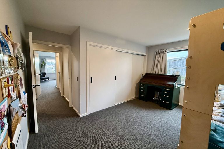 Photo of property in 17 Rexs Way, Green Island, Dunedin, 9018