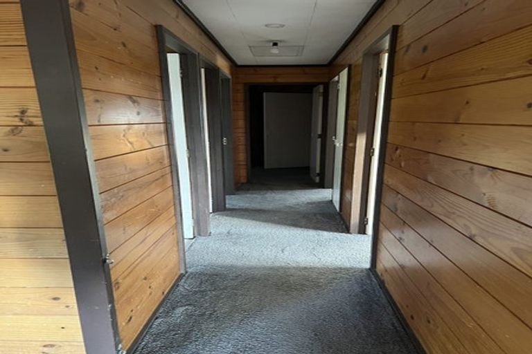 Photo of property in 68 Omapere Street, Whitby, Porirua, 5024