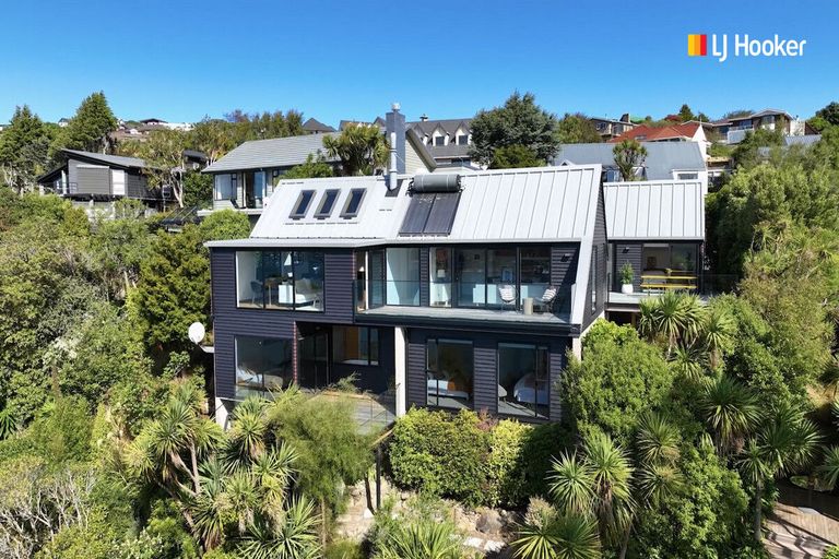 Photo of property in 25 Coolock Crescent, Waverley, Dunedin, 9013