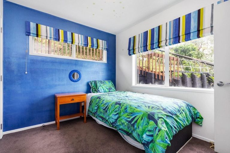 Photo of property in 25 Papaka Road, Ngunguru, Whangarei, 0173