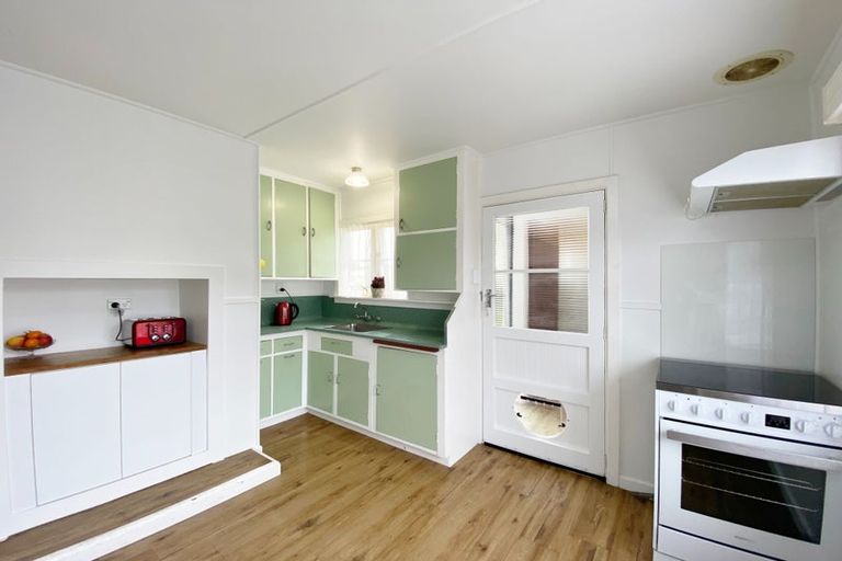 Photo of property in 26 Mortlake Street, Islington, Christchurch, 8042