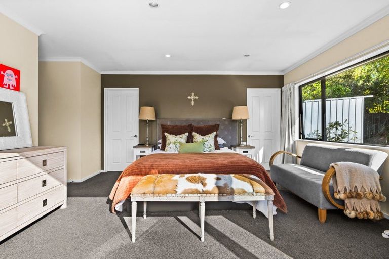 Photo of property in 24 Fairview Place, Havelock North, 4130