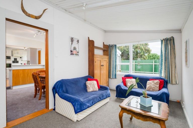 Photo of property in 10 Perry Street, Mangapapa, Gisborne, 4010